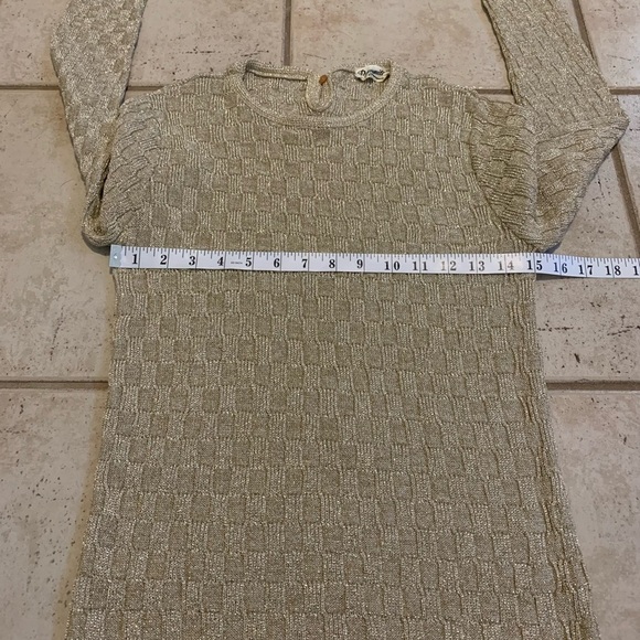 Vintage 70s Romanita Gold Lurex Textured Knit Sweater - Back Buttons Size Small - Picture 3 of 5
